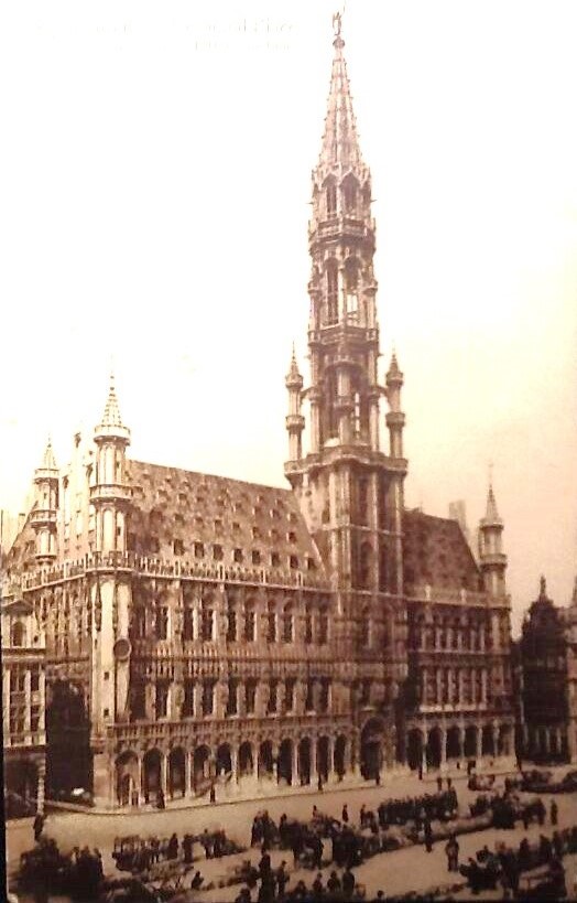 Bruxelles-Hotel-de-ville